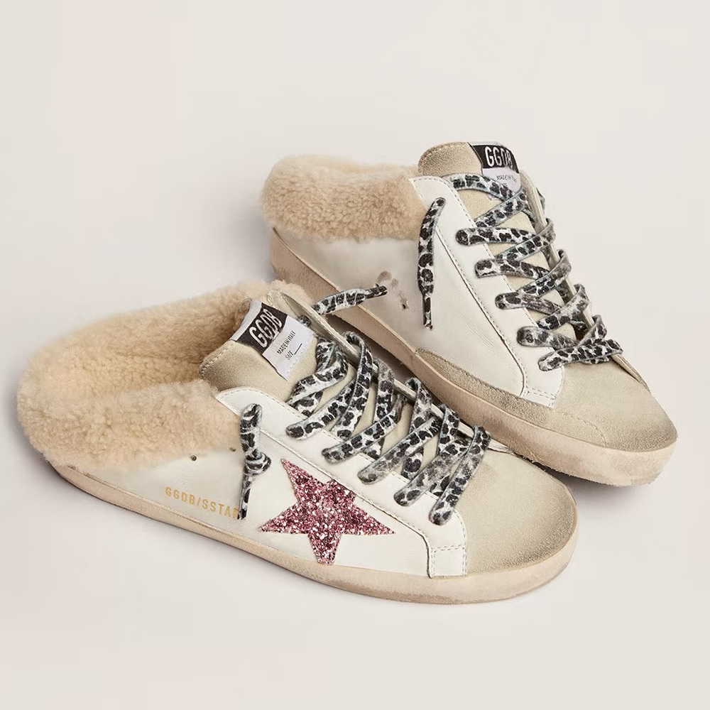 NWT Golden Goose Super-Star Sabots w/ pink glitter star & shearling lining